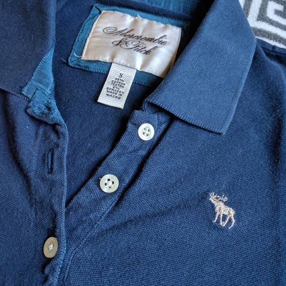 NWOT A&F navy blue polo shirt S - Picture 4 of 5